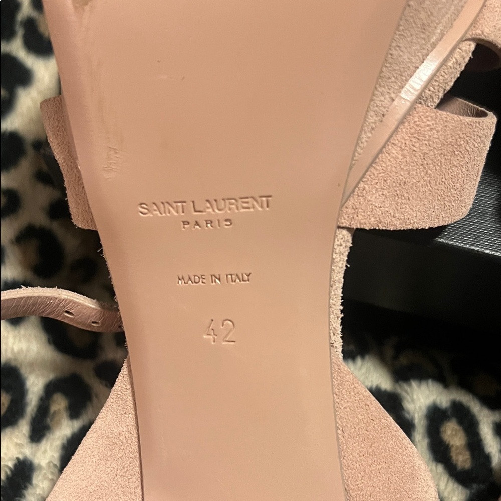 Saint Laurent Blush Tribute Heels - Picture 5 of 12